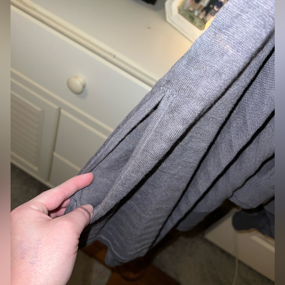 SOLD - Lululemon Forward Flow Poncho OS - Picture 5 of 9